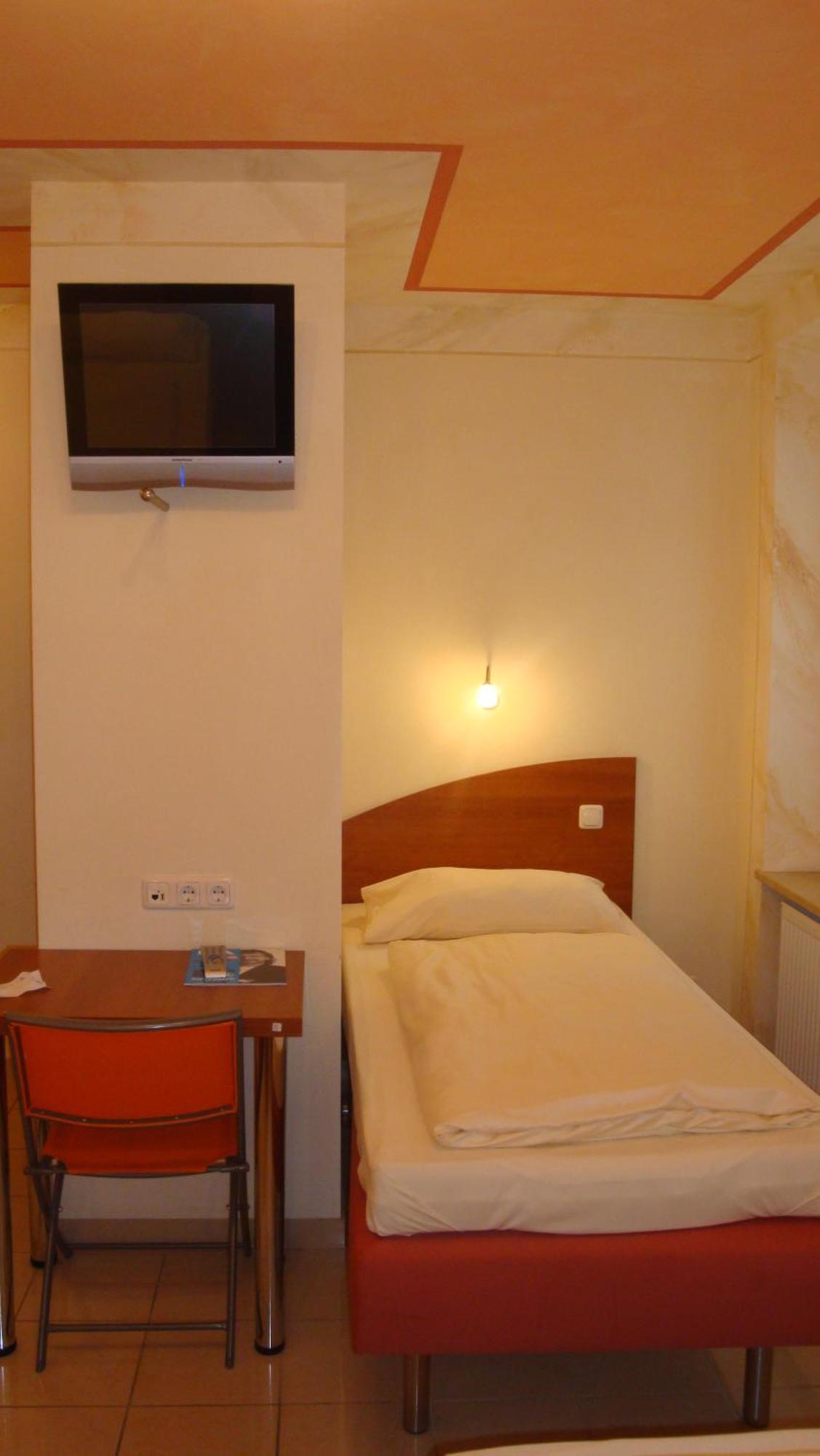 Stadthotel Passau Bagian luar foto