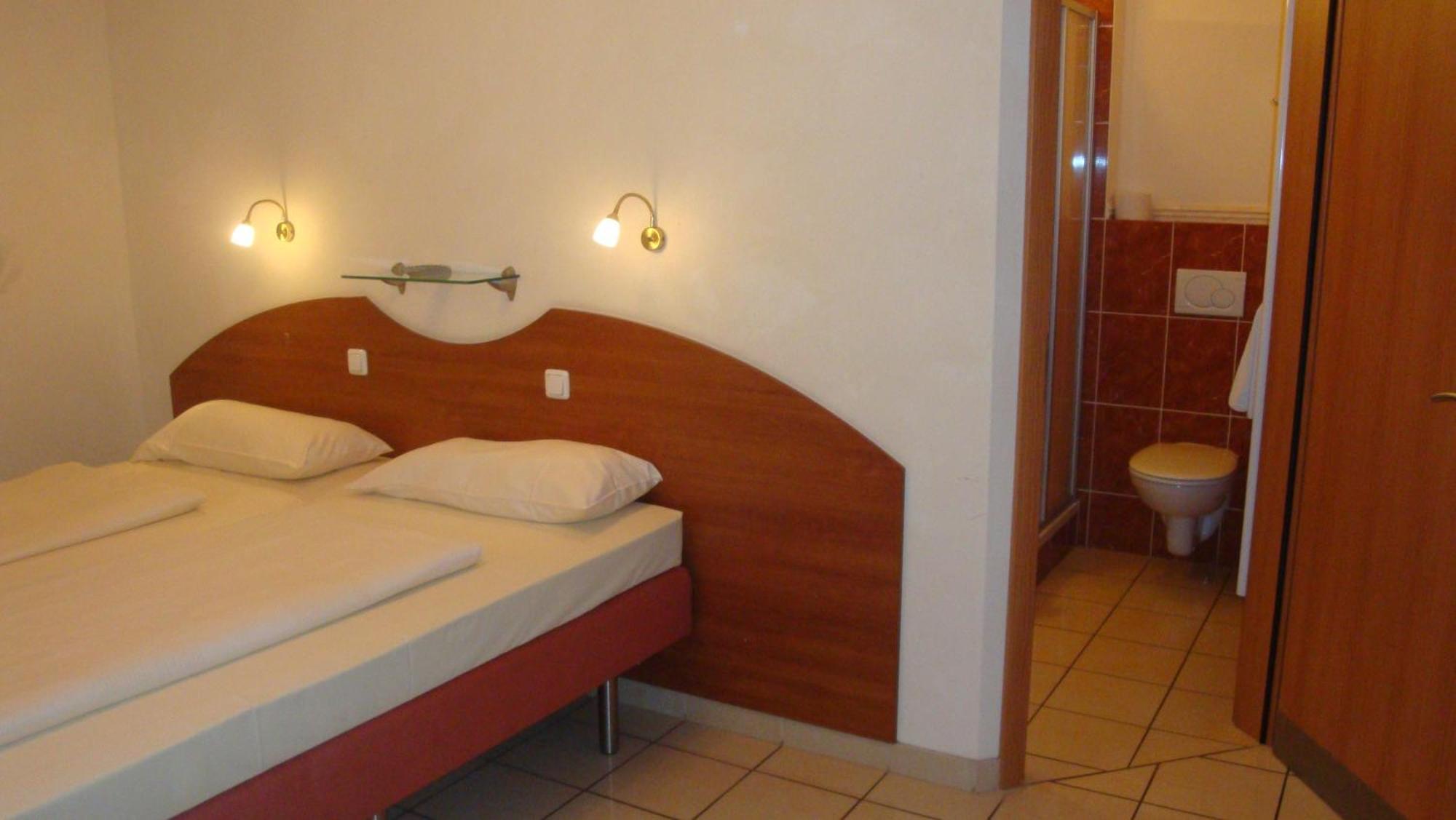 Stadthotel Passau Bagian luar foto