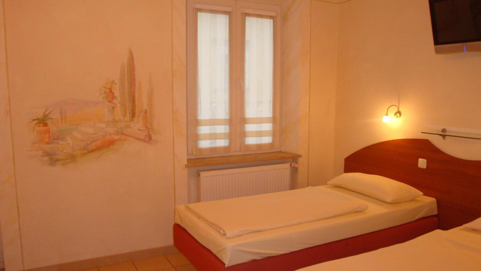 Stadthotel Passau Bagian luar foto
