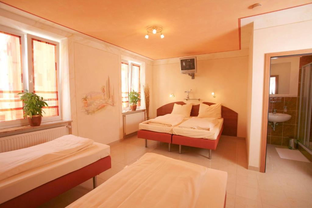 Stadthotel Passau Bagian luar foto